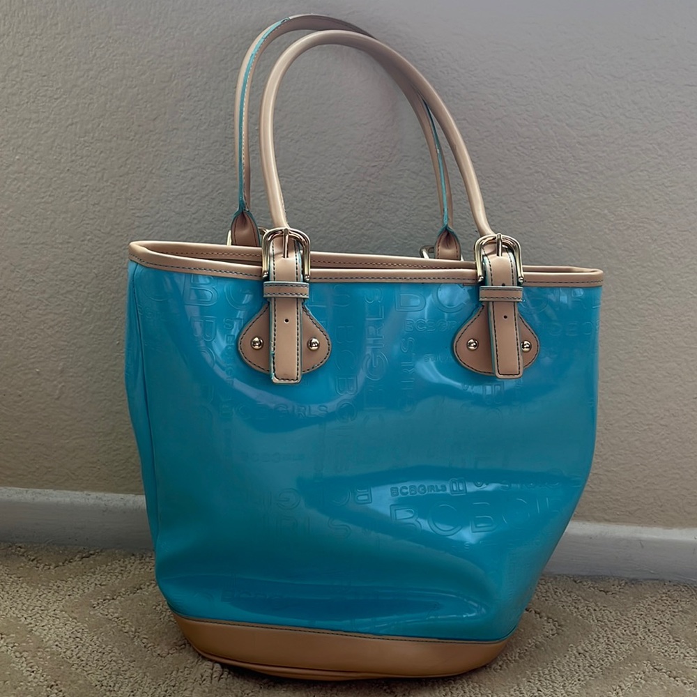 bcbg shoulder bag